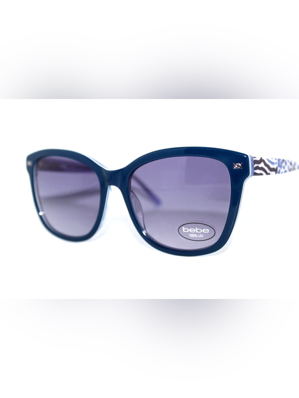 NWOT Bebe Women's Navy Frame Sunglasses with Purple Lenses